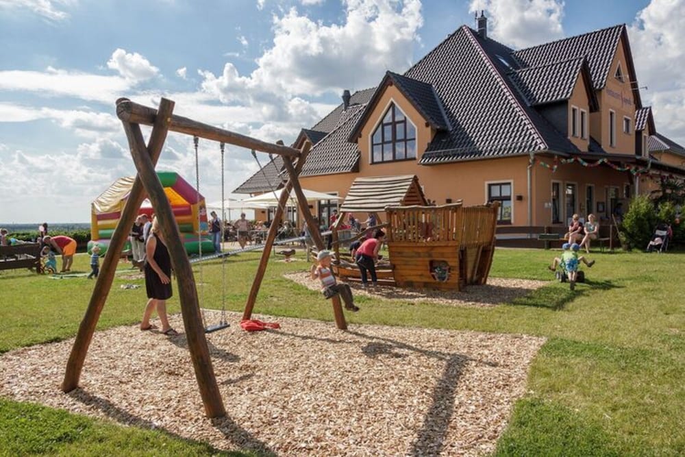 Holiday Home in Markkleeberg Near a Lake