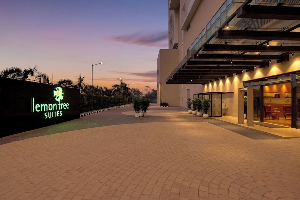 Lemon Tree Suites Gurugram