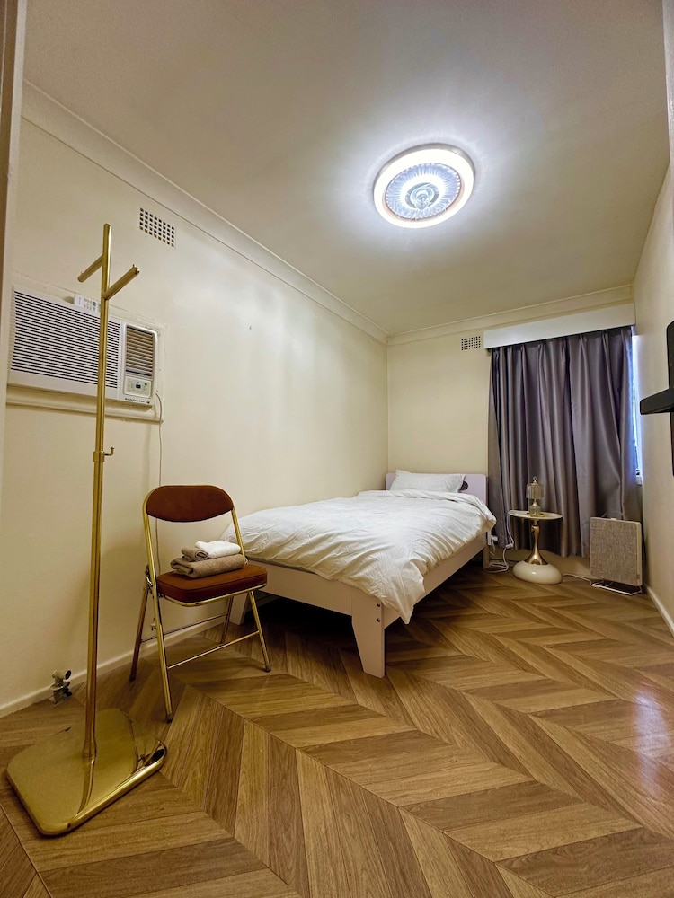 Modern Vintage Single & King size Rooms