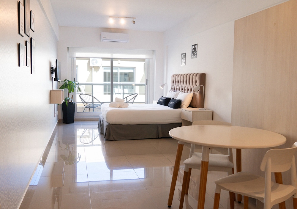 La Cisterna by DOT Suites