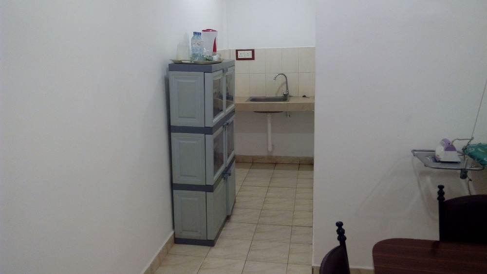 Sarathchandra Tourist Guest House