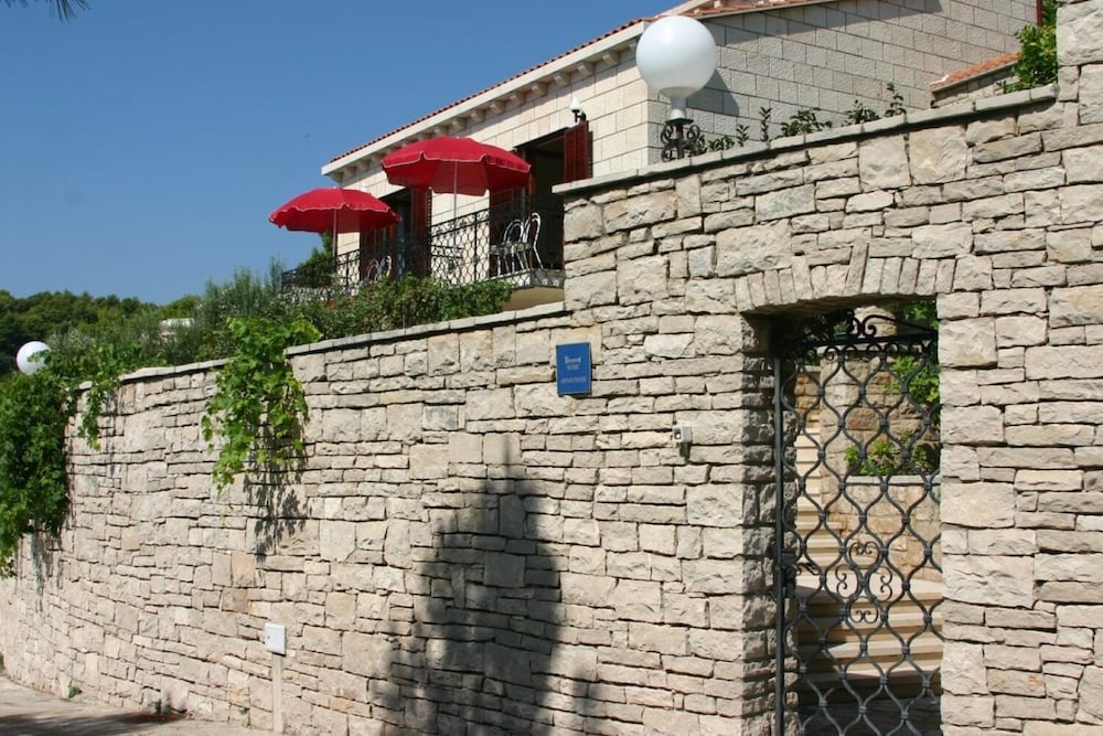 Photo 36