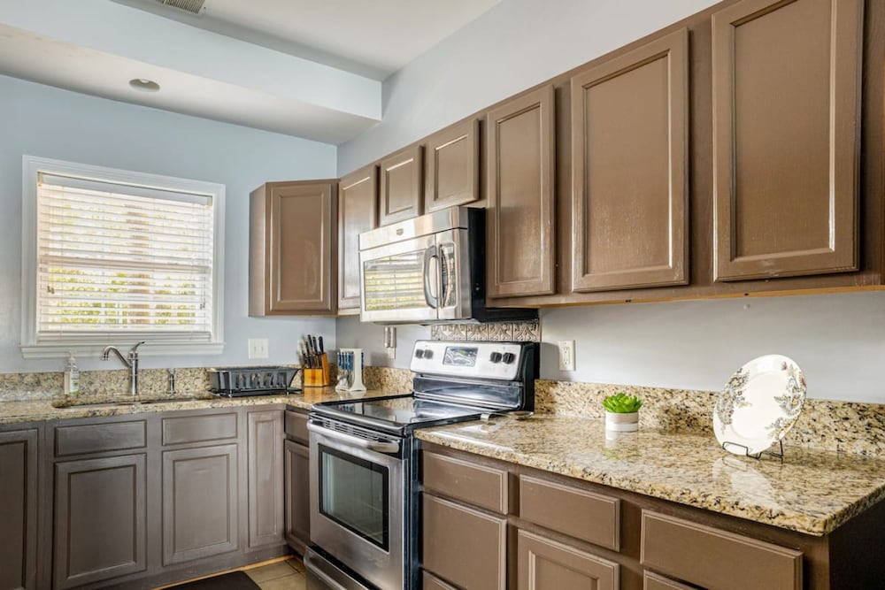 Luxury Charleston Waterfront Getaway