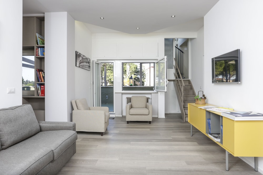 Wonder Penthouse Attic