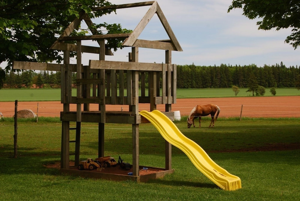 Bugaboo Cottages