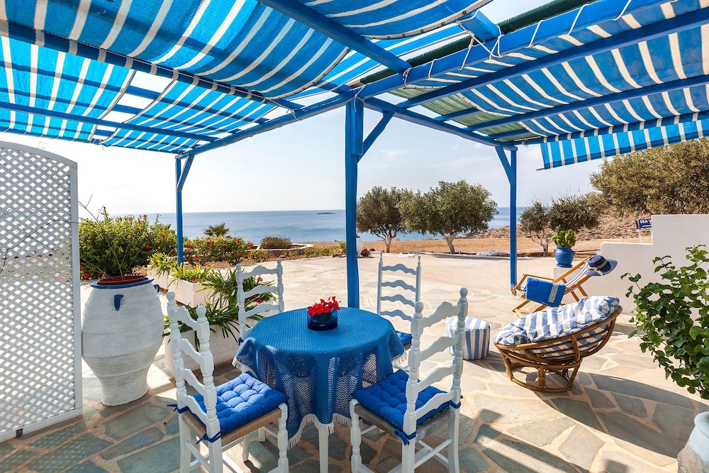 Sea View Studios
