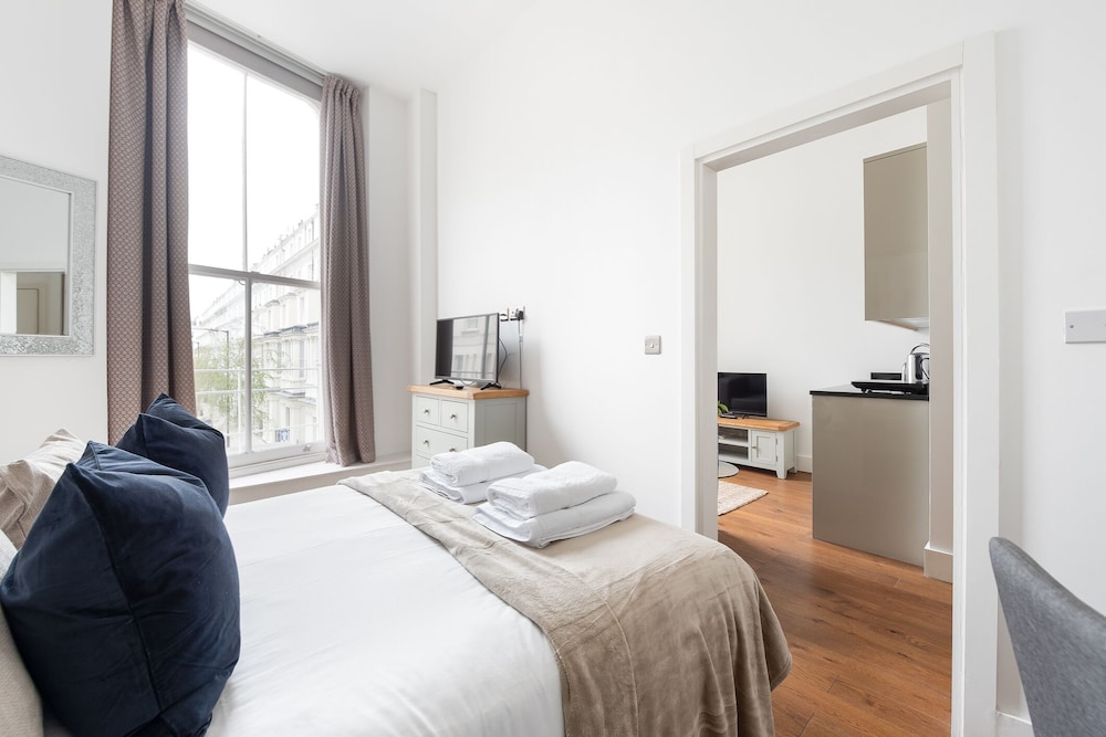 Bayswater by CAPITAL