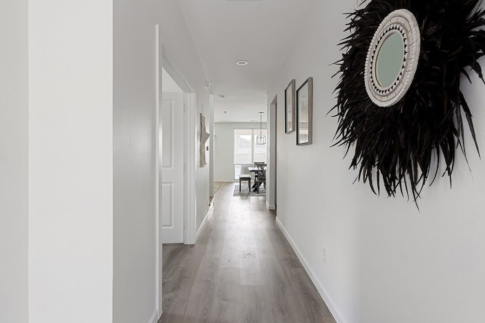 Urban Retreat With Pool Near Downtown Dallas
