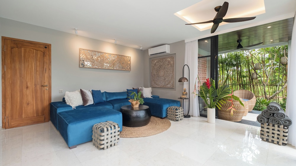 Baliris Villa V by Villa Finder