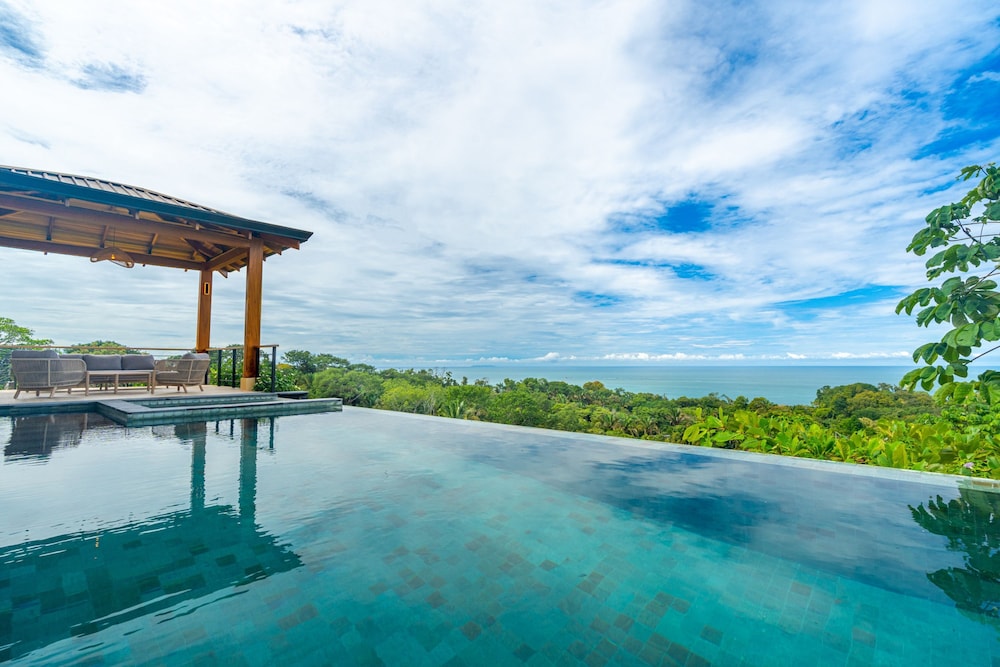 Villa del Cielo Oceanview Villa Near Uvita Beaches