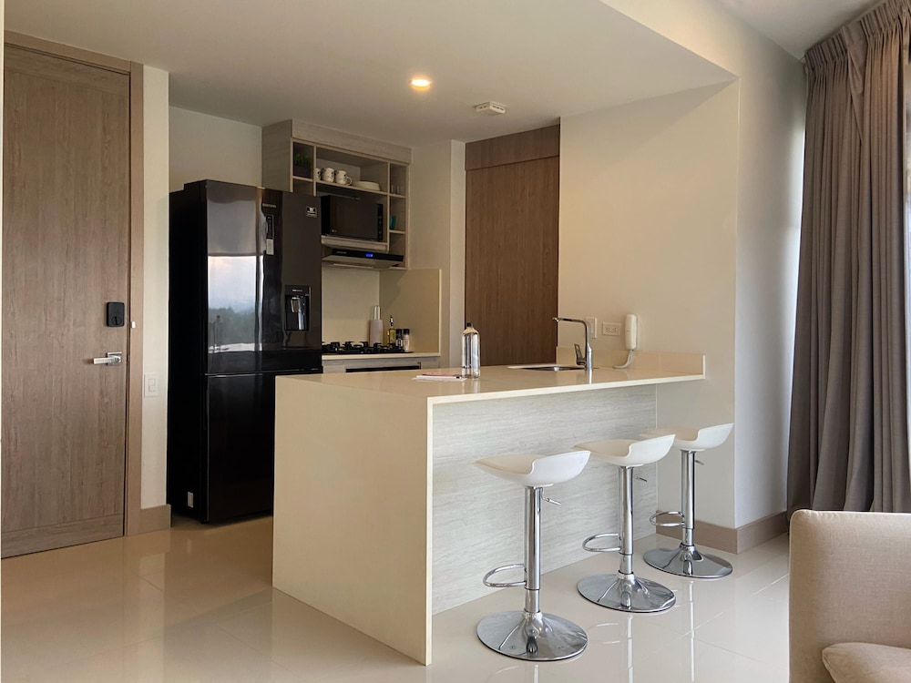 w Majestic 1BR w AC in Sunny Cartagena