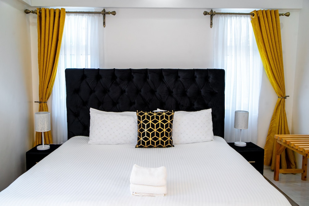 SANTORINA HOME SUITES