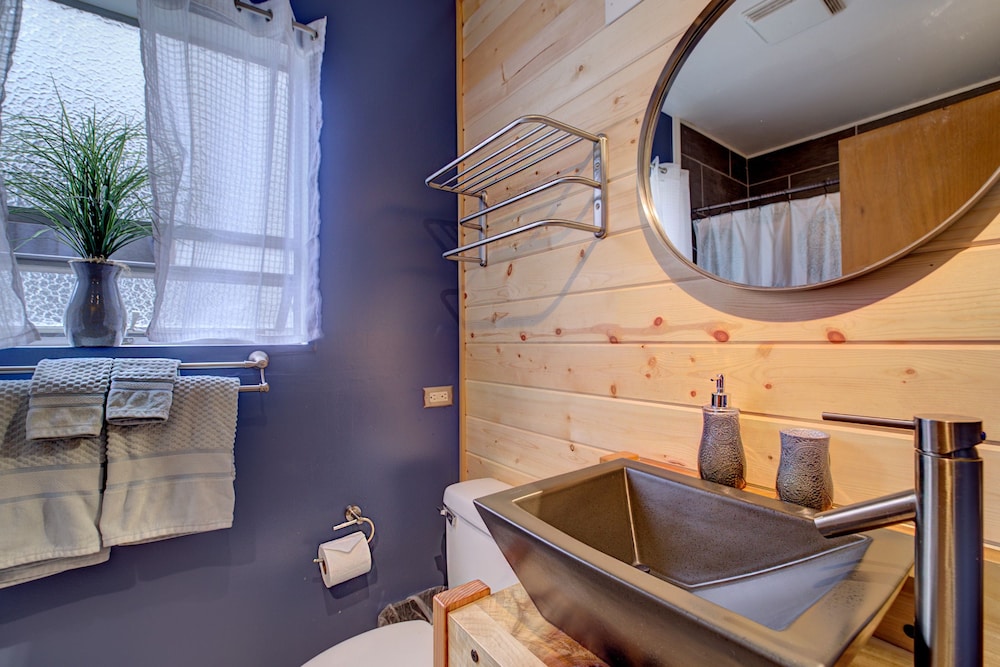 Seattle House - Image 4