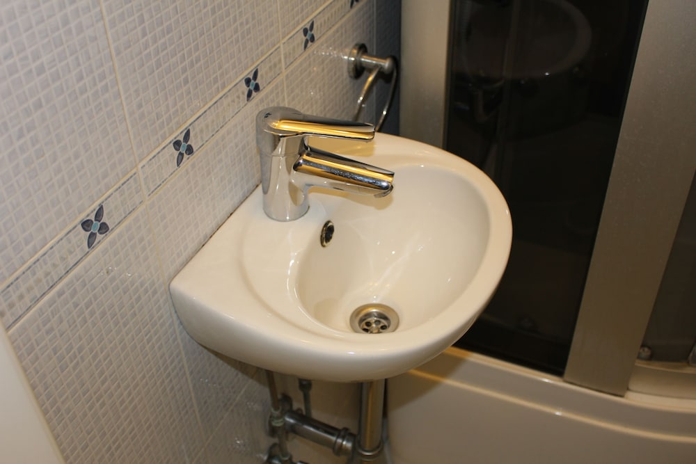 Kiev Accommodation Hotel Service