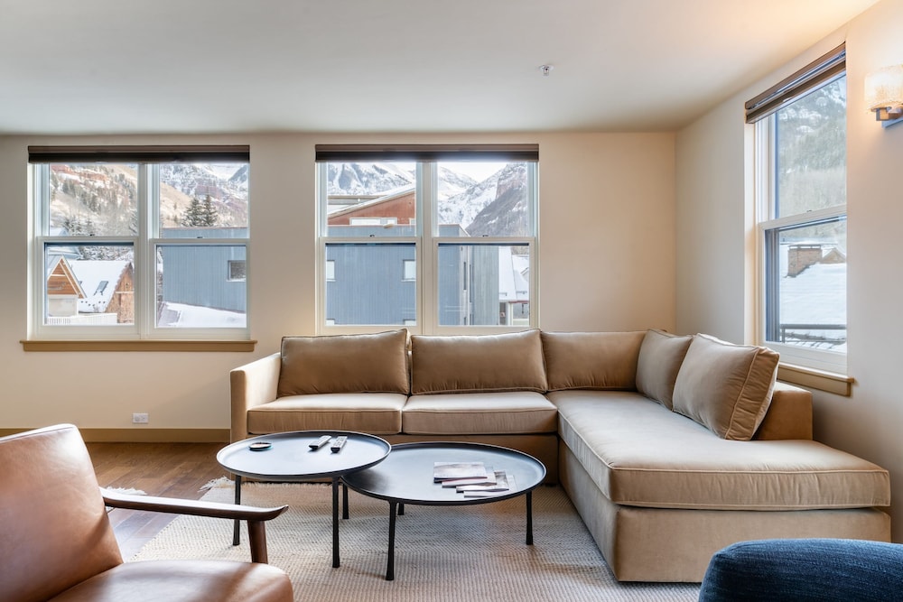 Gold Dust Crossing A4 by Avantstay Telluride Gem in Great Location