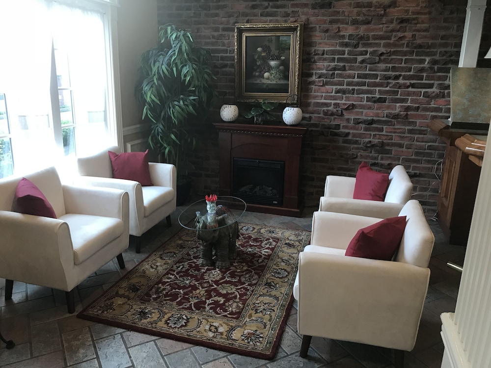 French Quarter Inn