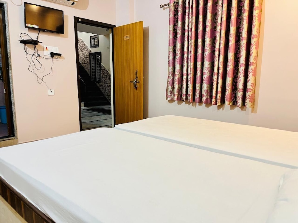 HOTEL KRISHNA GORAKHPUR