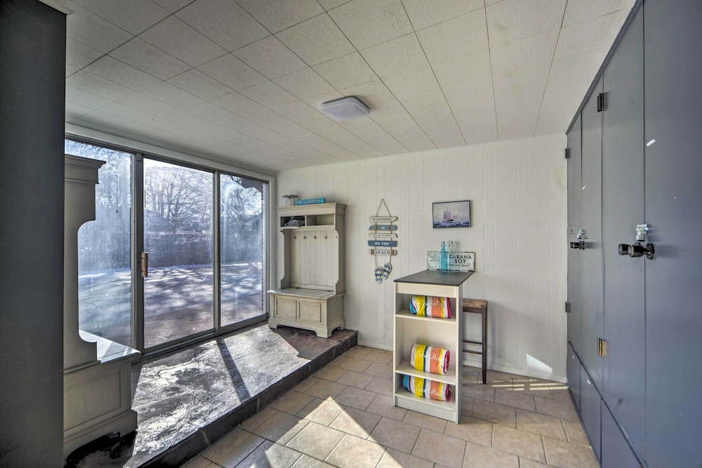 Ogallala Vacations - Pet-friendly Ogallala Home  7 Mi to Lakefront! - Property Image 1