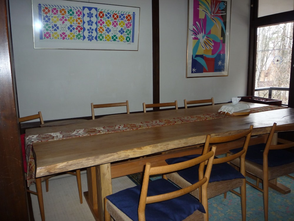 Sekkasai Lodge