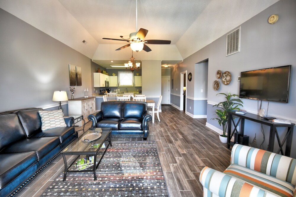 4737 Wild Iris Drive Magnolia Place 2 Bedroom Condo by RedAwning