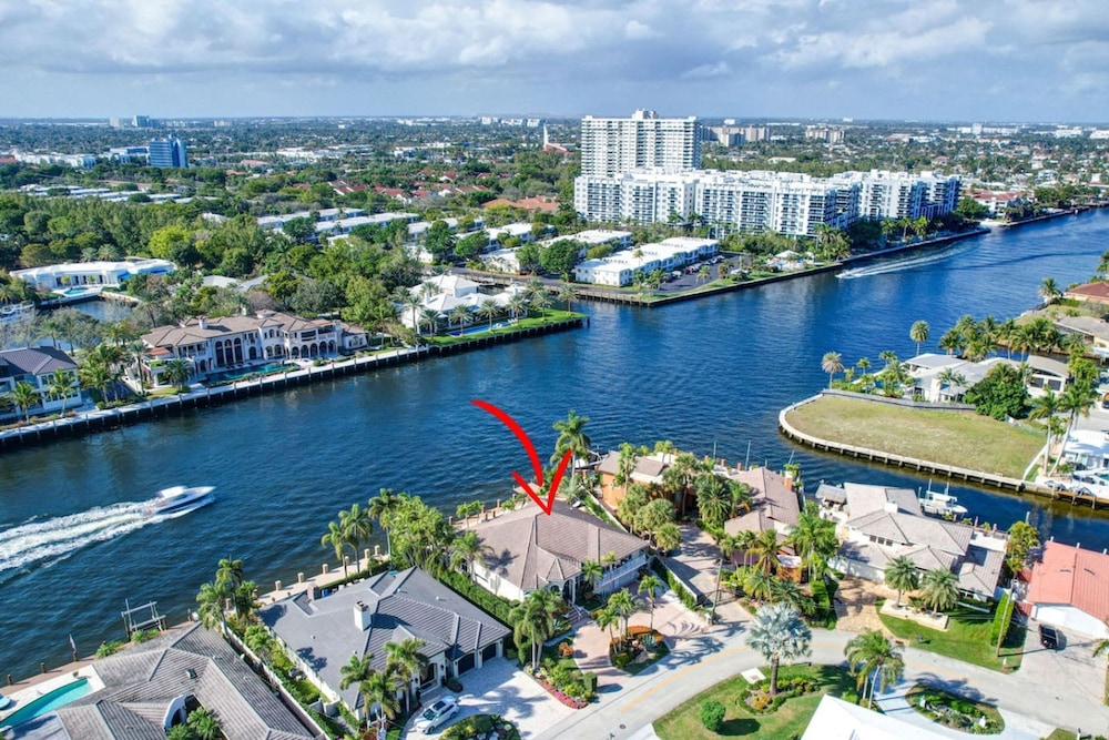 Serenity Villa Water Front