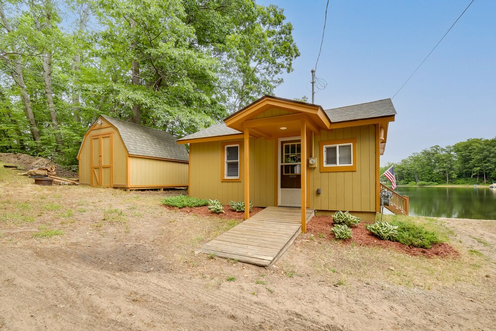 Mount Pleasant Vacations - Waterfront Lake Cabin: Close to Boating  Fishing! - Property Image 1
