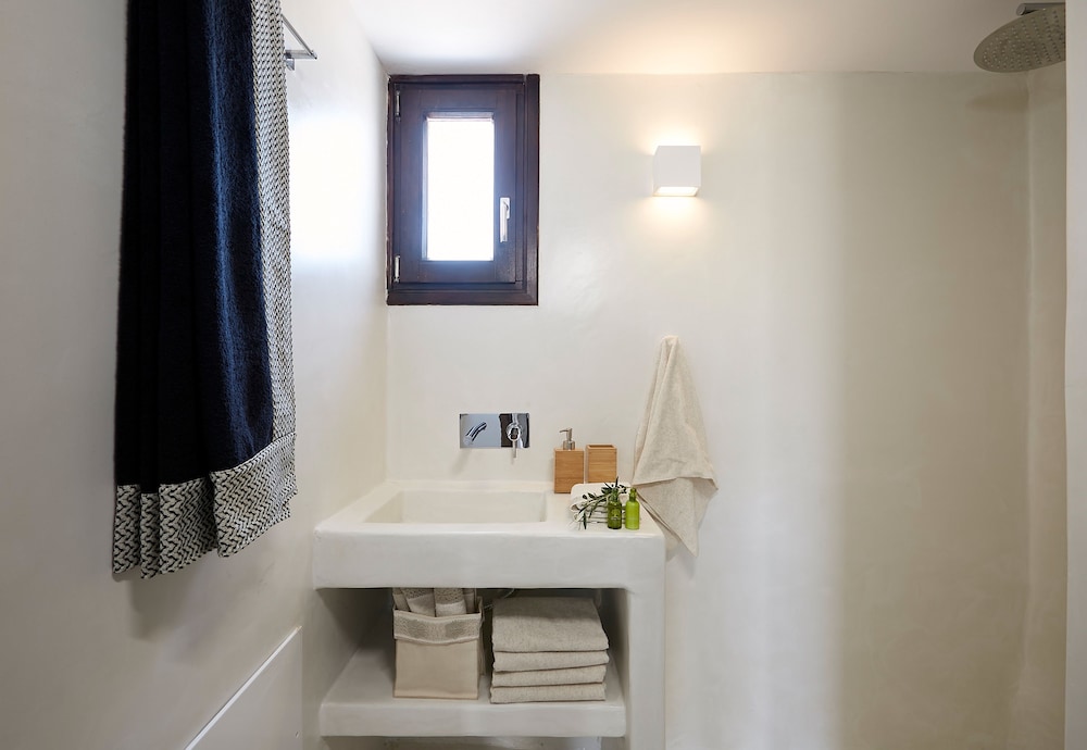 Le Blanc Suite