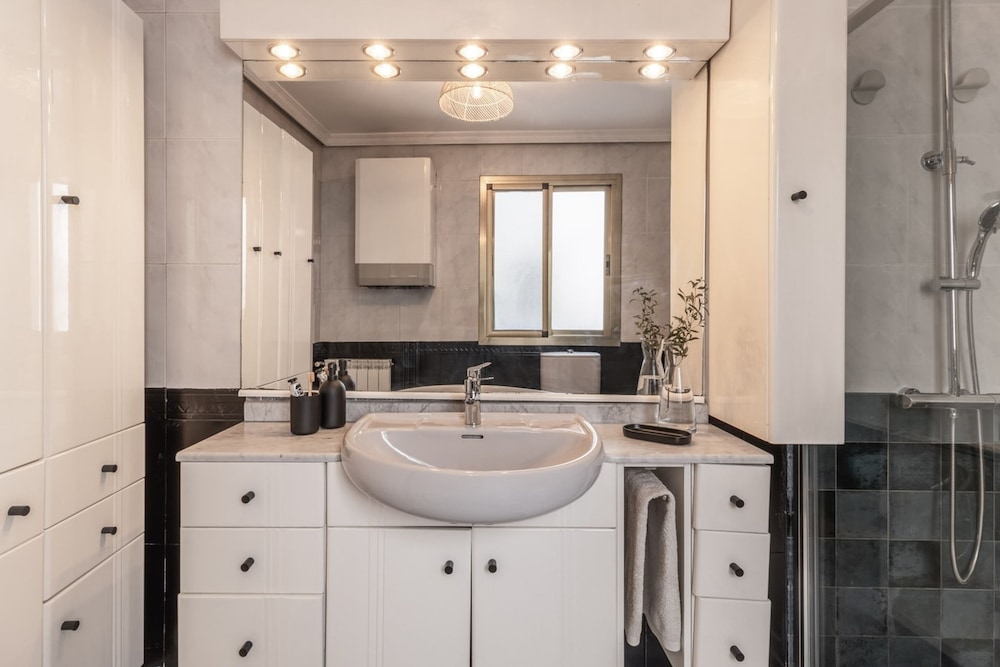 Greco - 1 Bedroom in Malasa a
