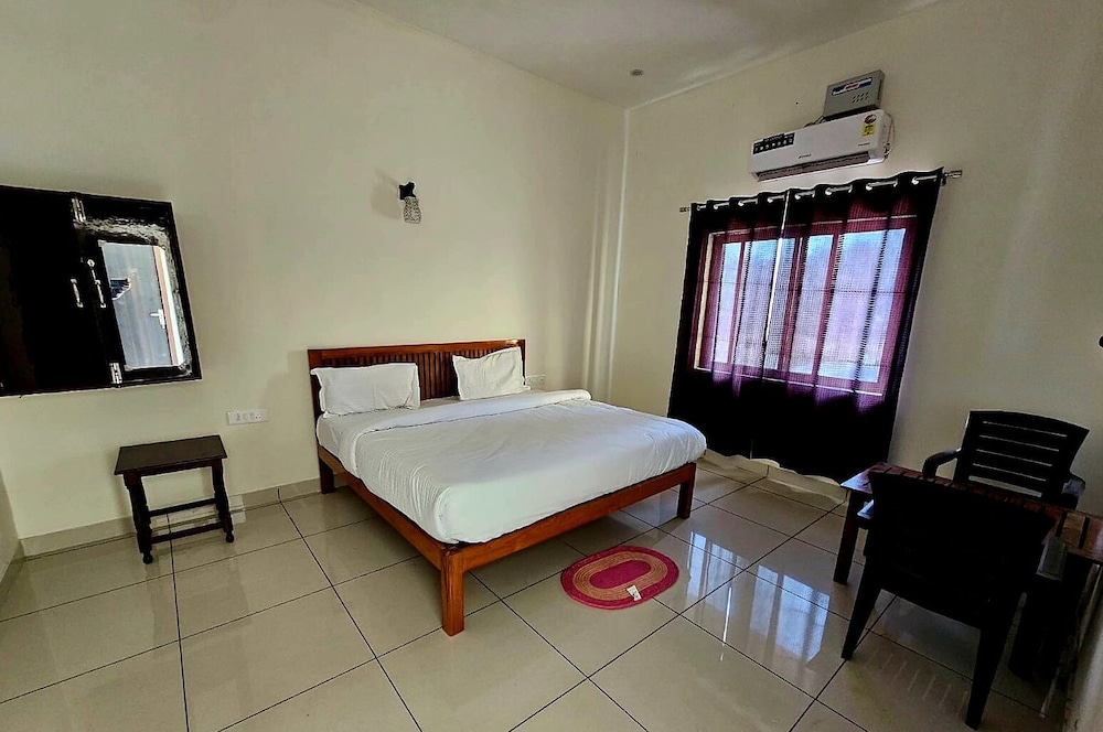 Hotel Oc And Resort