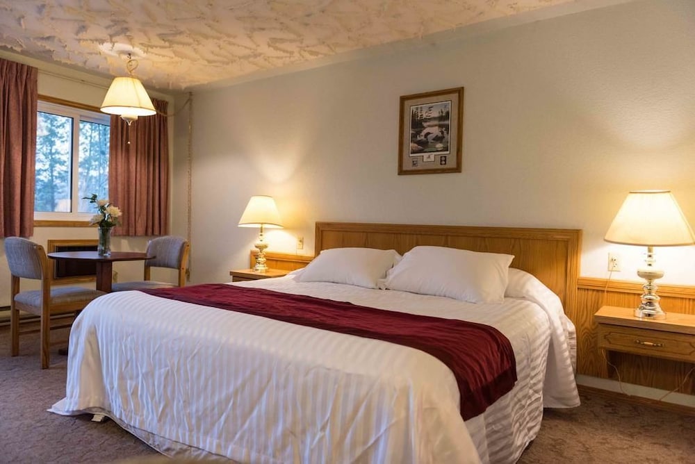 Radium Park Lodge