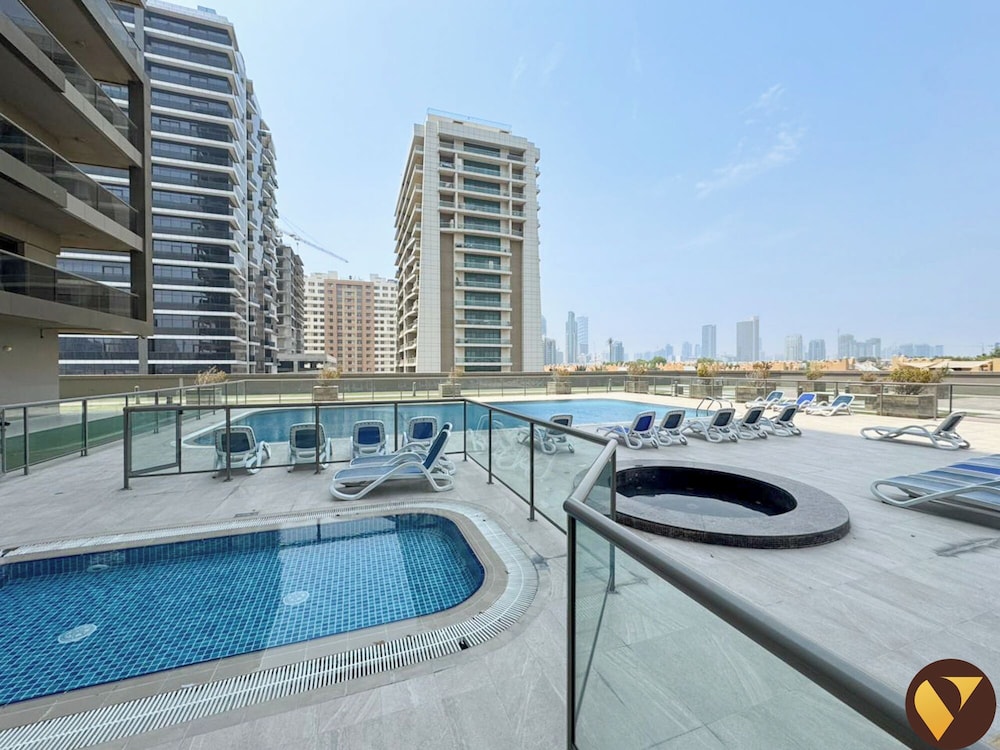 Elite Sports City With Pool & Gym Sauna
