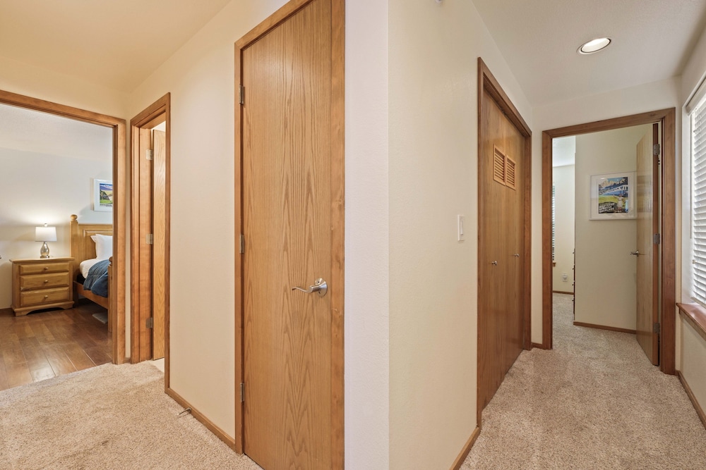 Fairway Village 8 3 Bedroom Condo