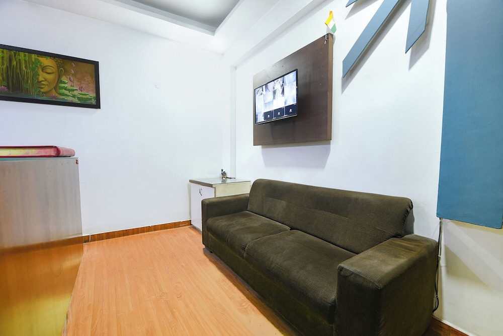 Fabhotel Surajkund Residency