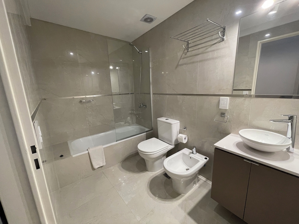 Ayres Suites Moreno