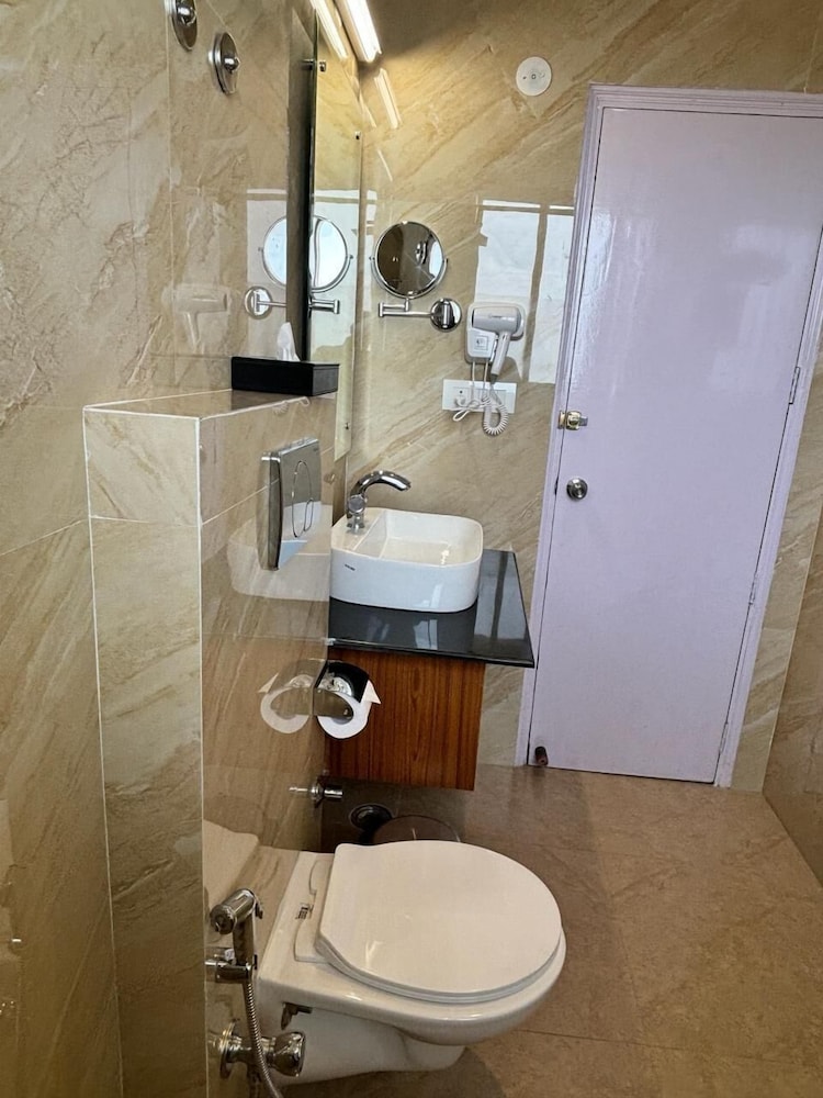 Udman Grand Mashobra view 5