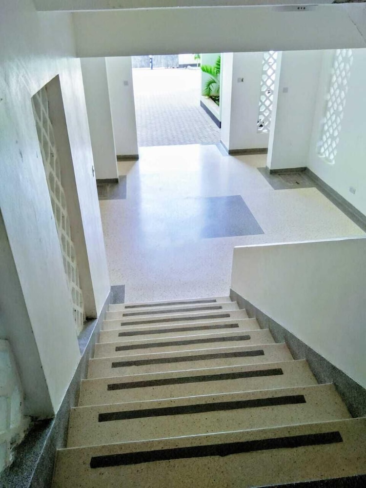 Lux Suites Seville Residency Bamburi view 3