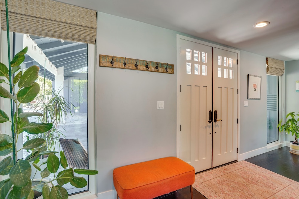 Mid Century Modern Gem w/ Pool in North Tustin