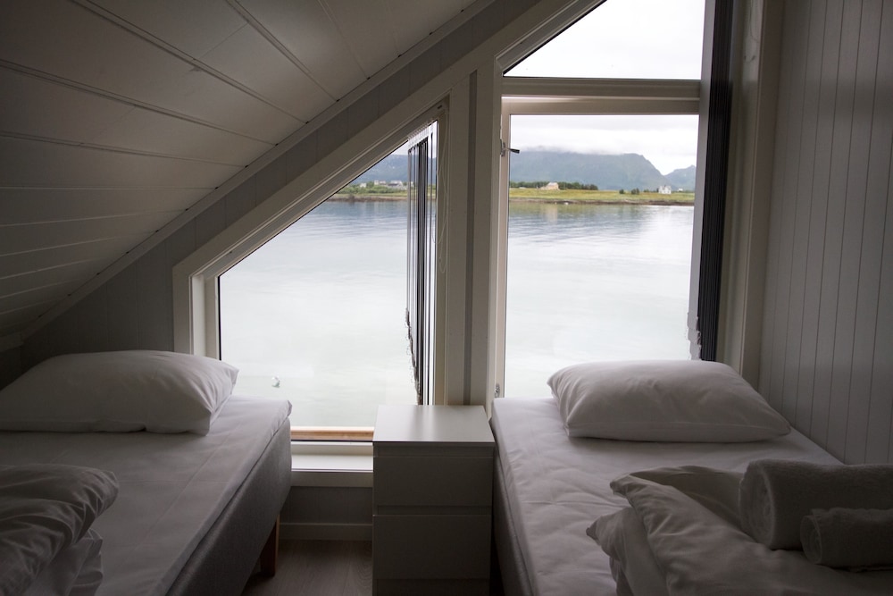 Lofoten Basecamp view 5