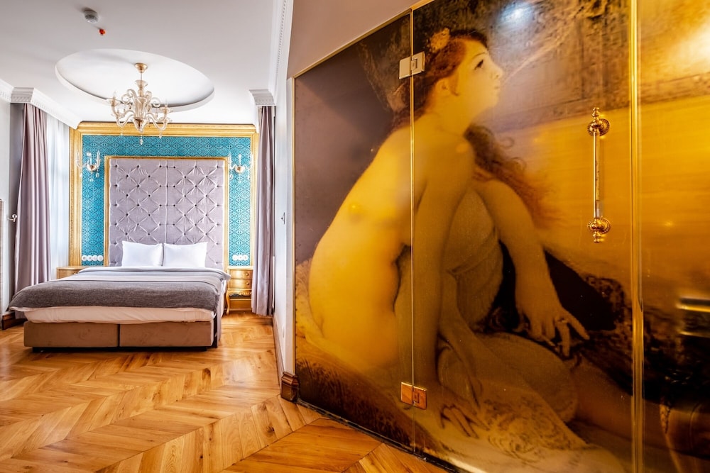 Magnificent Historic Mansion in Beylerbeyi