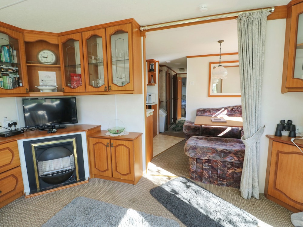 Fron Dderw Caravan