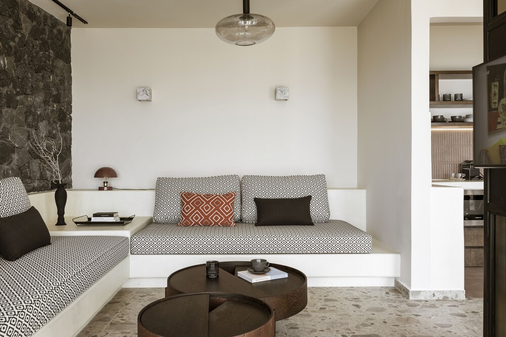 Almarossa Villas view 3