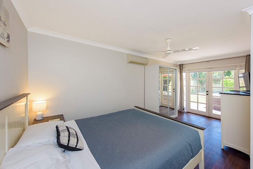 Willmott Beach House