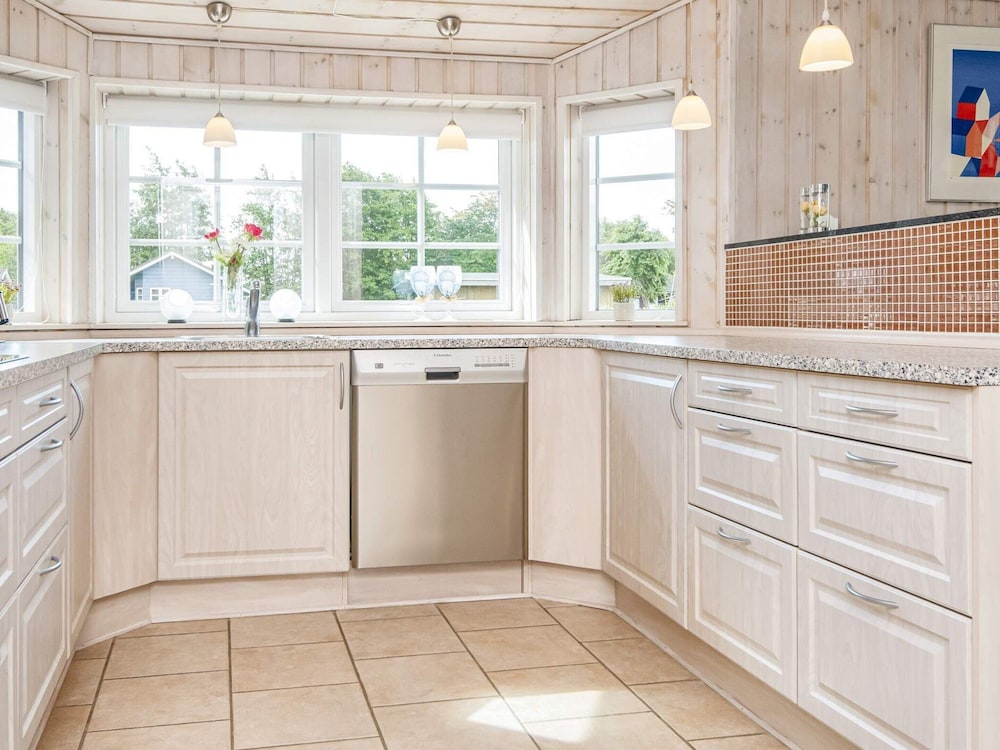 8 Person Holiday Home in Orsted-by Traum view 5