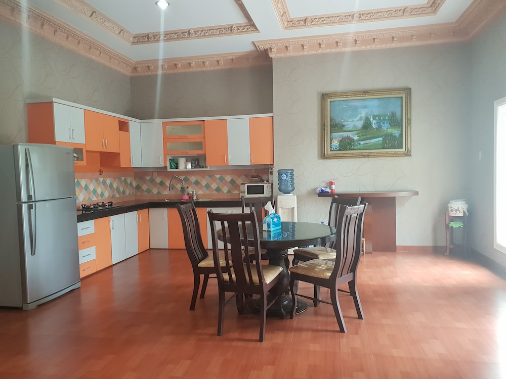 Green Hill Villa Sibolangit view 2