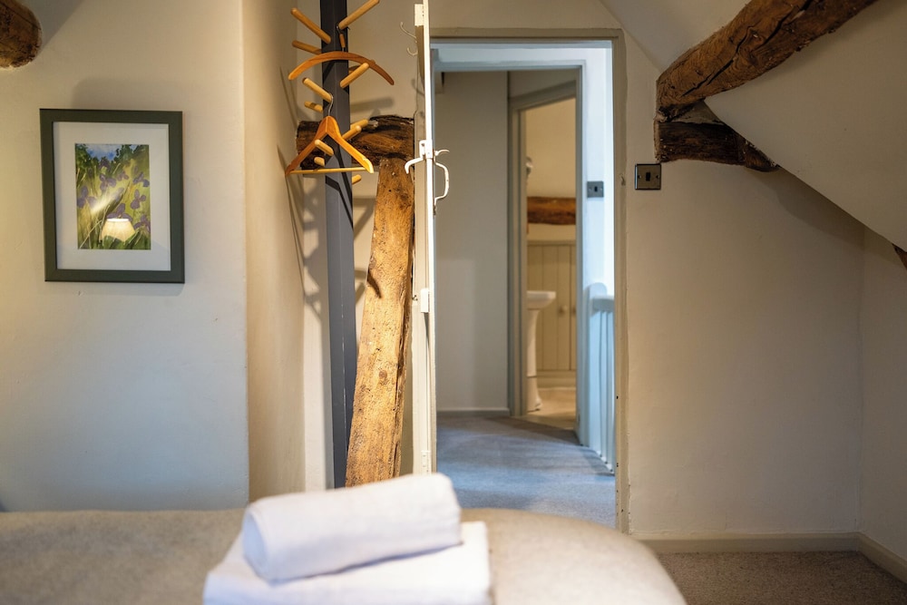 Beautiful Cottage in the Cotswolds