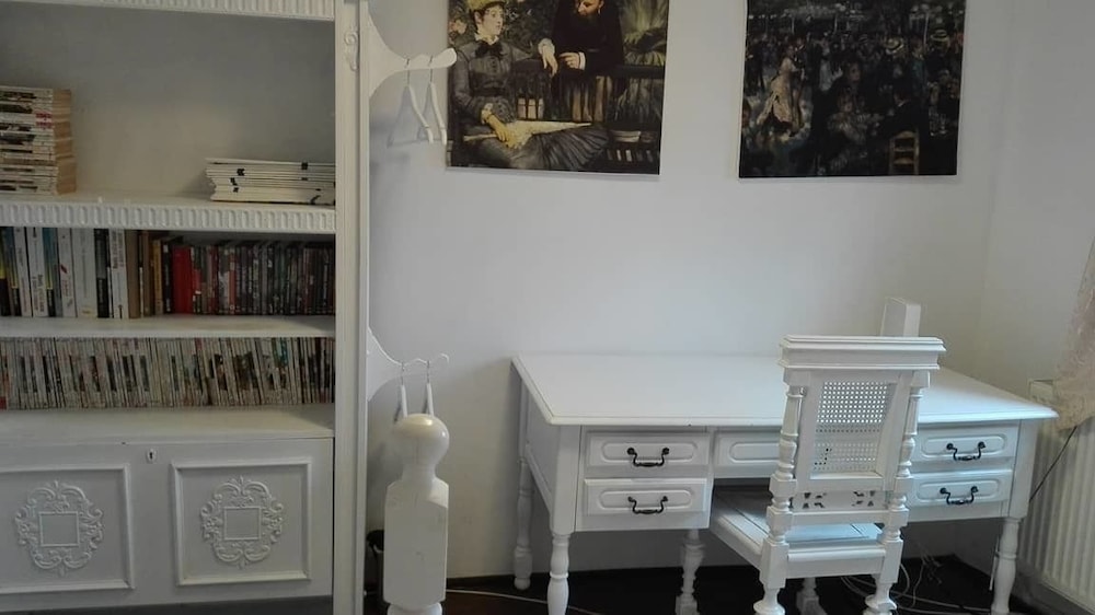 Lili's House