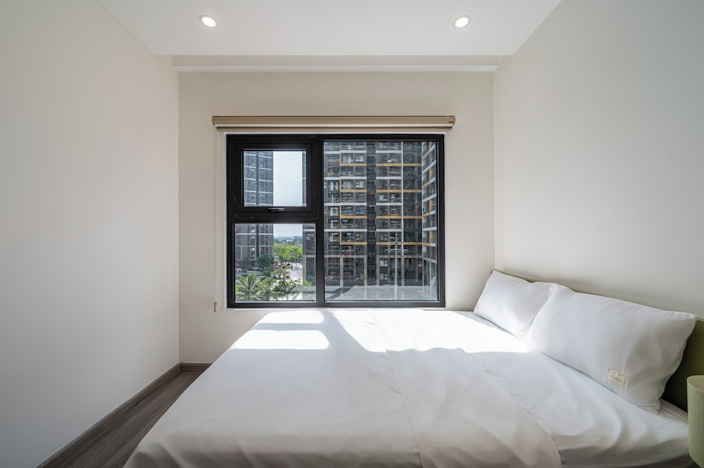 LA Nest 1bed with pool view big deal
