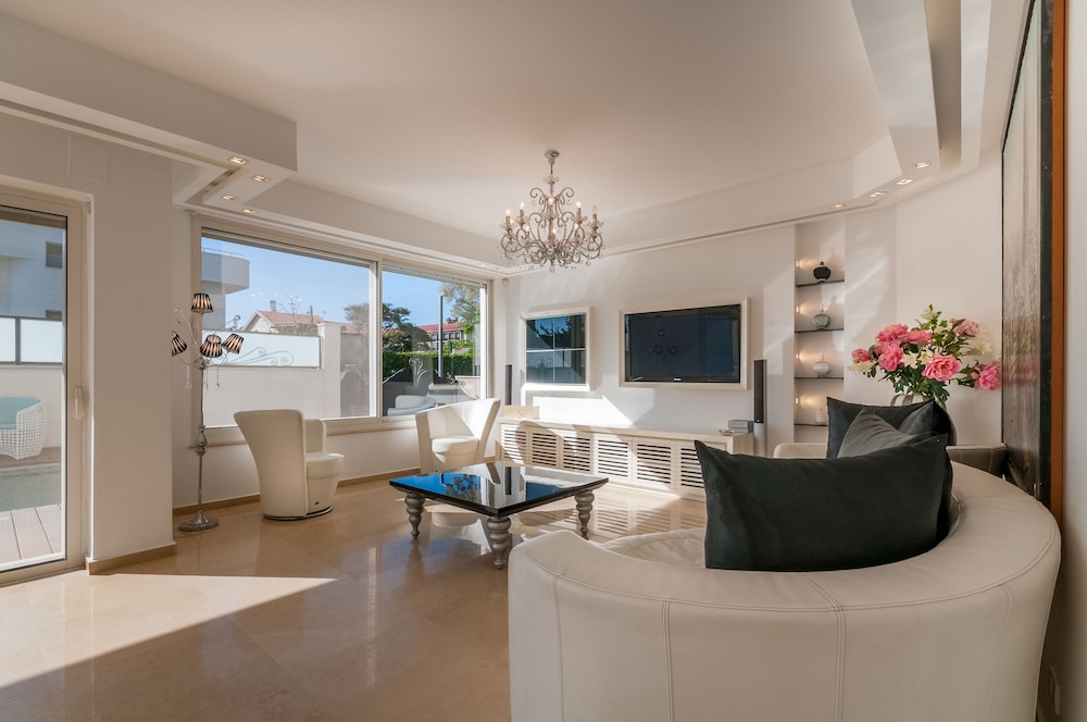 Luxurious Villa with great location, photo 16
