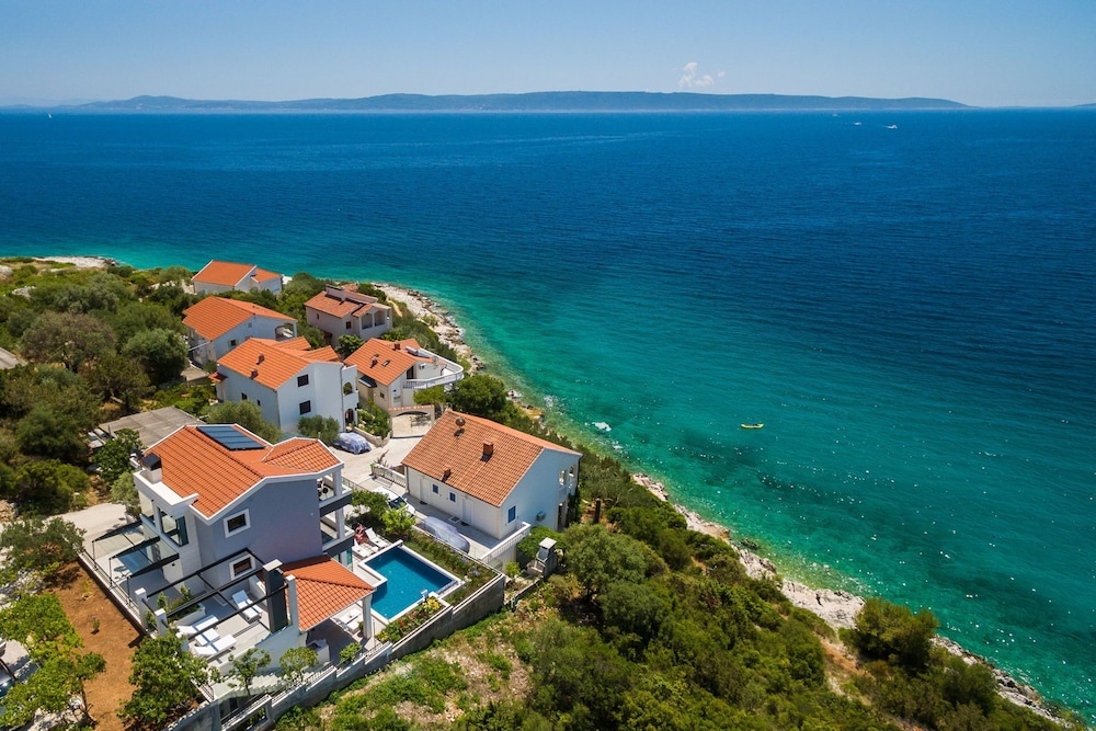 Beachfront Villa Azzurro With Pool view 3