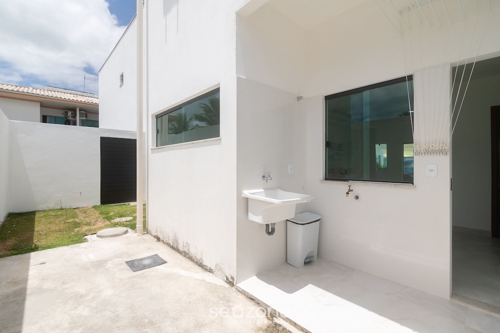 Apt 3 Bedrooms in Condo w/ Pool Csv0006